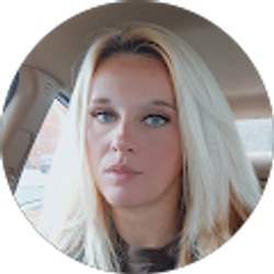 Profile photo of Ashley Pike