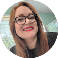 Profile photo of Caitie Auld