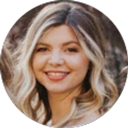 Profile photo of Courtney Hare