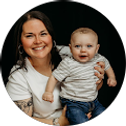 Profile photo of Courtney Robinson