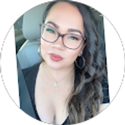 Profile photo of Helen Sandoval