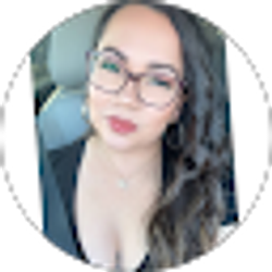 Profile photo of Helen Sandoval