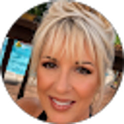 Profile photo of Abigail Everett Doss