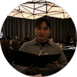 Profile photo of Carson Chang