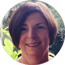 Profile photo of Catherine Pierce
