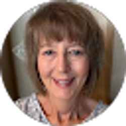 Profile photo of Debbie Parris