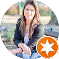 Profile photo of Naomi Waits