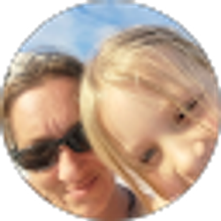 Profile photo of Roxanne Kelley