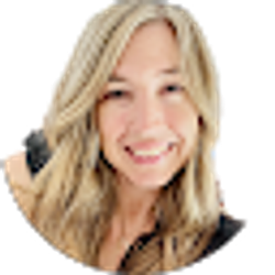 Profile photo of Pamela Quealy