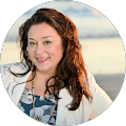 Profile photo of Emilee Jageacks