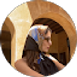 Profile photo of Alexa Ferrer