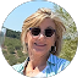 Profile photo of Annie Karr