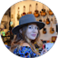 Profile photo of Joyce Arias