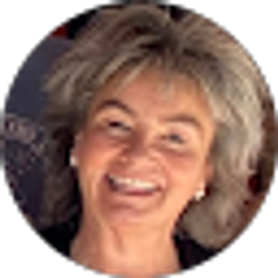 Profile photo of Lisa Fair