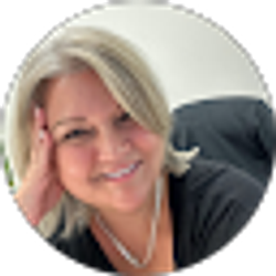 Profile photo of Missy Berry