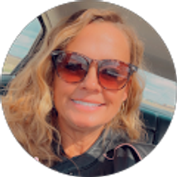 Profile photo of Mindy Spaid