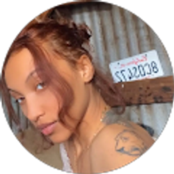 Profile photo of Crysdanique