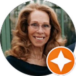 Profile photo of Renee Hanna