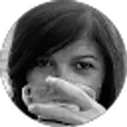 Profile photo of Laura
