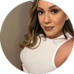 Profile photo of Maleni Escobar