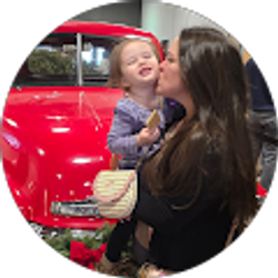 Profile photo of Desiree Hess