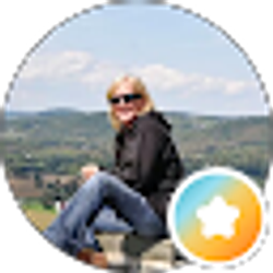 Profile photo of Donna Crawford