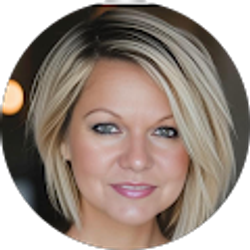 Profile photo of Julie Denard