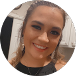 Profile photo of Angie Huckabay