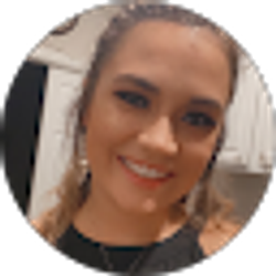 Profile photo of Angie Huckabay