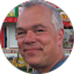 Profile photo of Stephen Lugo