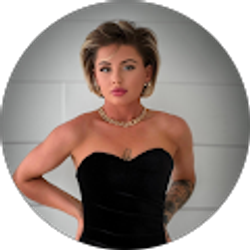 Profile photo of Taylor Parra