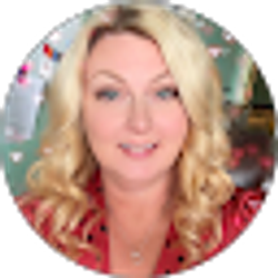 Profile photo of Roxann Maish