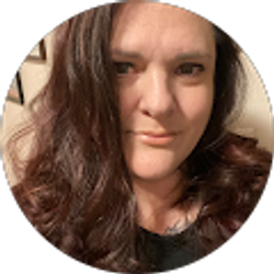 Profile photo of Sarah Hayes