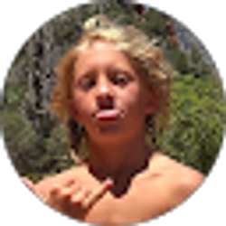 Profile photo of Rowan Lucy