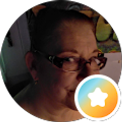 Profile photo of Denise Hood