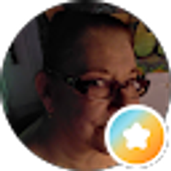 Profile photo of Denise Hood