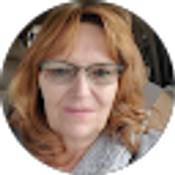 Profile photo of Claudia Samples