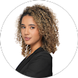 Profile photo of Eliana Carrier