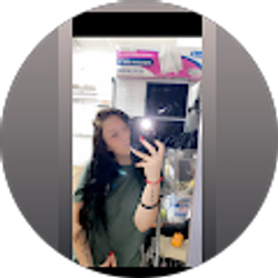 Profile photo of emily rylynn