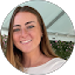 Profile photo of Carly Stoy