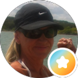 Profile photo of Dee Scott