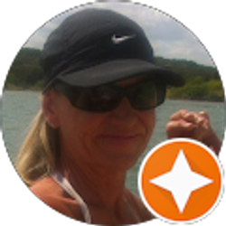 Profile photo of Dee Scott