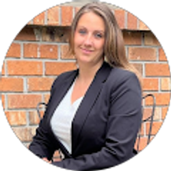 Profile photo of Lisa Wood