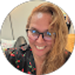 Profile photo of Katie McRae