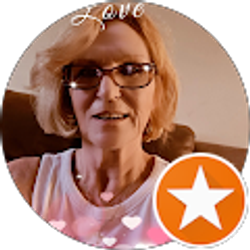 Profile photo of Linda Schlotthauer