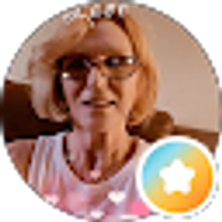 Profile photo of Linda Schlotthauer
