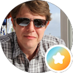 Profile photo of Simon Wiggins