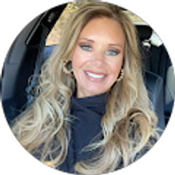 Profile photo of Kellie Mitchell