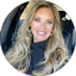 Profile photo of Kellie Mitchell