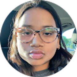 Profile photo of Mira Screeden